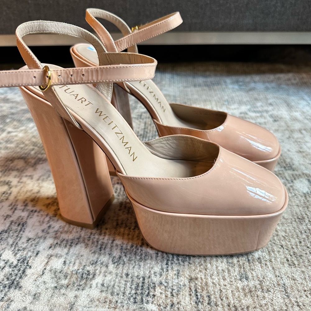 STUART WEITZMAN
Sky High 145 patent-leather‎ platform pumps - Picture 7 of 10